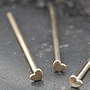 14k Gold straight heart nostril