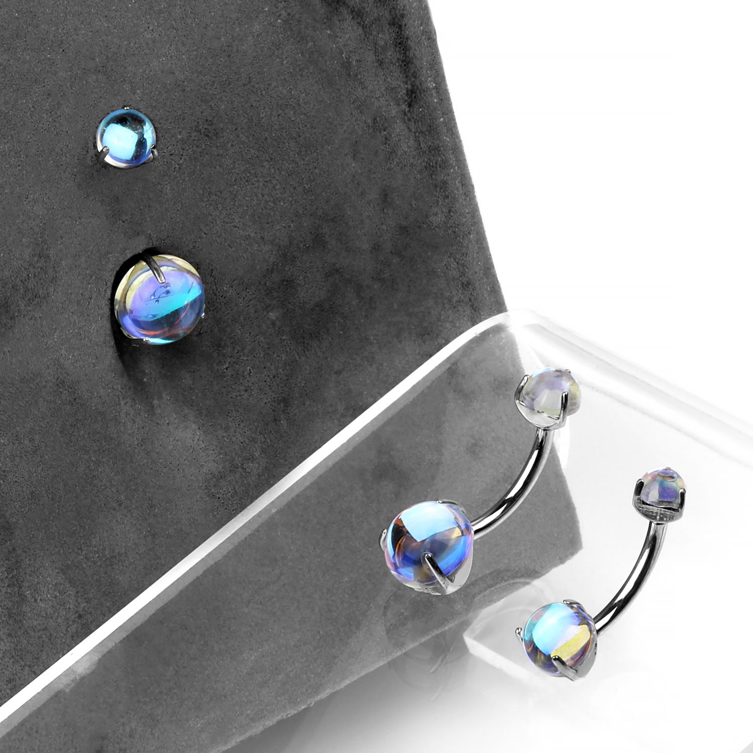 Titanium Prong Set Iridescent Navel